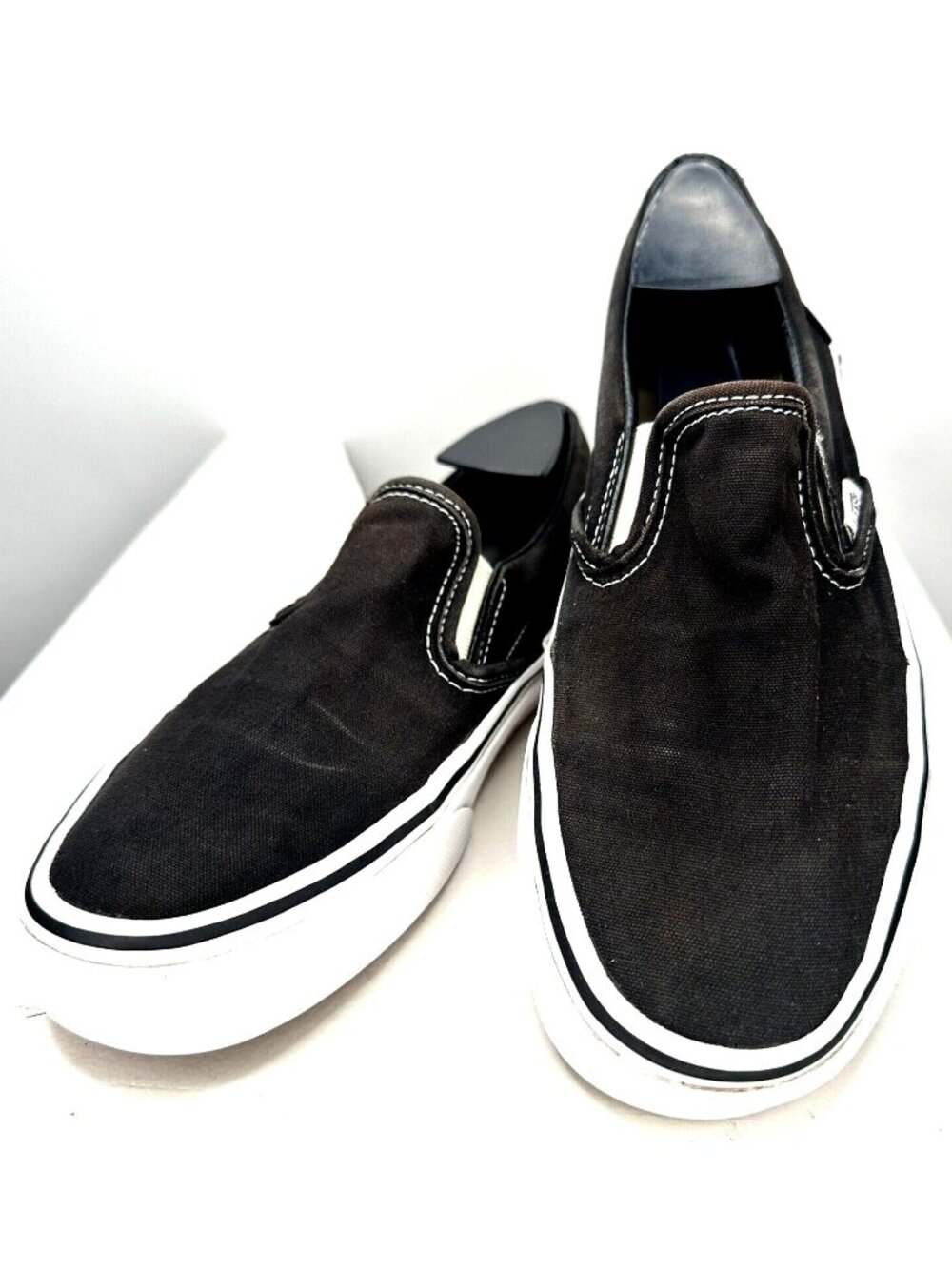 Vans Classic Slip On Sneakers Womens 7.5 Black White Canvas Skate Casual 751505